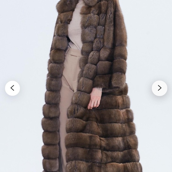 HP 💥💥 Dennis Basso Genuine Sable Fur Coat - Picture 2 of 16